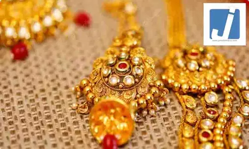 खुद को बताया कस्टम अफसर, फिर दिखाई असली करतूत, व्यापारियों को बनाया निशाना