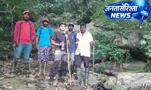 Kodagu में ट्रेकिंग के दौरान लापता केरल की लड़की शरण्या 4 दिन बाद सुरक्षित मिली Kodagu में ट्रेकिंग के दौरान लापता केरल की लड़की शरण्या 4 दिन बाद सुरक्षित मिली