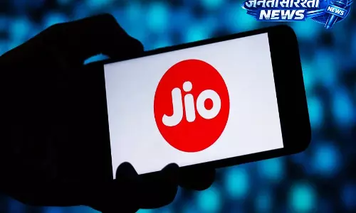 TRAI ने Jio को ‘छिपे हुए’ प्लान्स पर फटकार लगाई, 14 अप्रैल तक पूरी पारदर्शिता का आदेश TRAI ने Jio को ‘छिपे हुए’ प्लान्स पर फटकार लगाई, 14 अप्रैल तक पूरी पारदर्शिता का आदेश