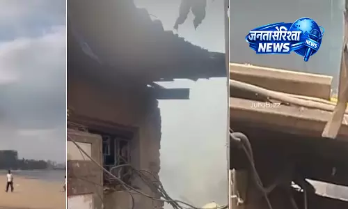Mumbai : जुहू कोलीवाड़ा में आग, एक घायल; मुंबई हाई प्लेटफॉर्म पर भी हादसा