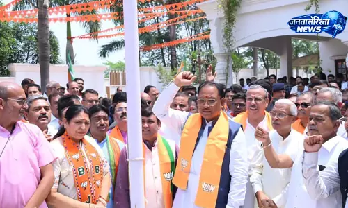 CM विष्णुदेव साय ने भाजपा का स्थापना दिवस मनाया