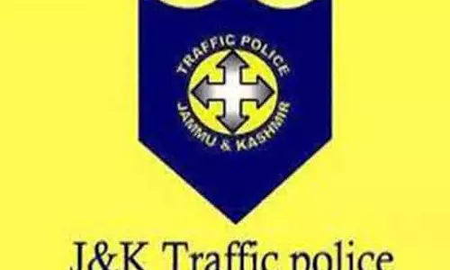 Jammu ट्रैफिक पुलिस ने प्रेशर हॉर्न के खिलाफ कार्रवाई तेज की