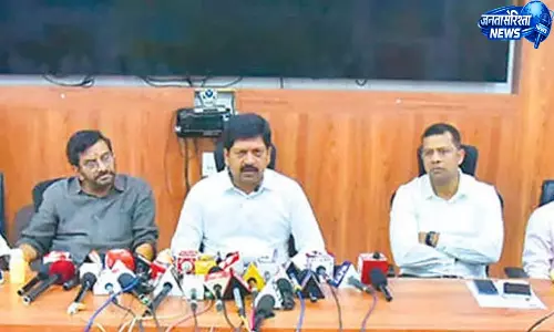 Andhra: सरकार मछुआरों की समस्याओं का स्थायी समाधान निकालेगी: कोल्लू Andhra: सरकार मछुआरों की समस्याओं का स्थायी समाधान निकालेगी: कोल्लू