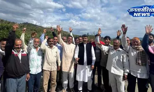 बुनियादी सुविधाओं और बाढ़ राहत पर Pawan Khajuria ने उठाया मुद्दा बुनियादी सुविधाओं और बाढ़ राहत पर Pawan Khajuria ने उठाया मुद्दा