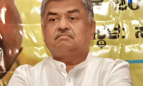 विदेश नीति में उतार-चढ़ाव की स्थिति: B.K. Hariprasad ने आरोप लगाया विदेश नीति में उतार-चढ़ाव की स्थिति: B.K. Hariprasad ने आरोप लगाया