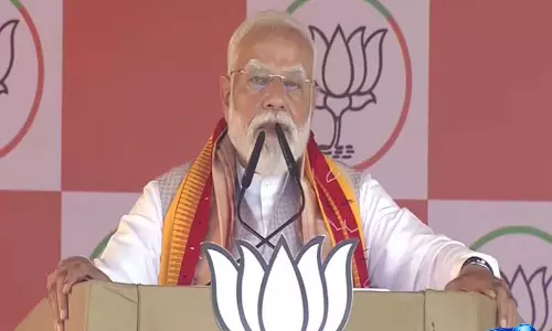 कांग्रेस का नारा है परिवार पहले, यह सिर्फ अपने स्वार्थी हितों का ध्यान रखती है: असम में PM मोदी कांग्रेस का नारा है परिवार पहले, यह सिर्फ अपने स्वार्थी हितों का ध्यान रखती है: असम में PM मोदी