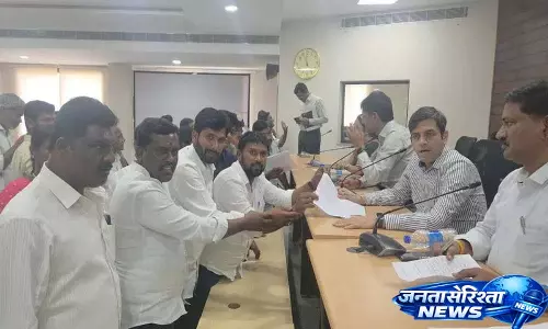 BRSV Yadadri ने राघवपुरम के घरों को प्रतिबंधित संपत्तियों की सूची से हटाने की मांग की BRSV Yadadri ने राघवपुरम के घरों को प्रतिबंधित संपत्तियों की सूची से हटाने की मांग की