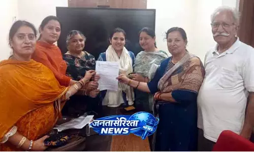 JAMMU: वर्कर्स ने आंदोलन बढ़ाने की चेतावनी दी JAMMU: वर्कर्स ने आंदोलन बढ़ाने की चेतावनी दी