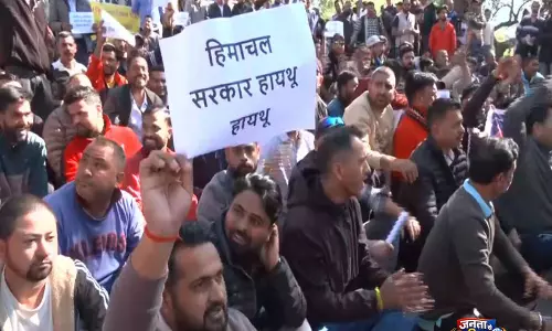 हिमाचल प्रदेश: ट्रांसपोर्ट यूनियन ATS के खिलाफ प्रदर्शन पर, धर्मशाला की सड़कें जाम