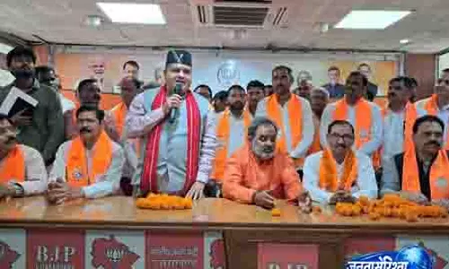 उत्तराखंड में भाजपा का स्थापना दिवस समारोह, बड़ी संख्या में कार्यकर्ता हुए शामिल उत्तराखंड में भाजपा का स्थापना दिवस समारोह, बड़ी संख्या में कार्यकर्ता हुए शामिल