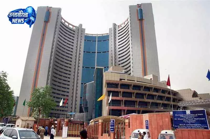 Delhi नगर निगम ने दया बस्ती में 300 मीट्रिक टन कचरा साफ किया Delhi नगर निगम ने दया बस्ती में 300 मीट्रिक टन कचरा साफ किया