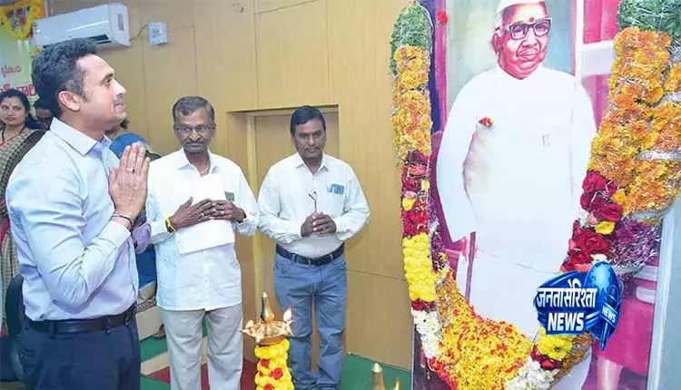 Andhra: बाबू जगजीवन राम की 119वीं जयंती मनाई गई Andhra: बाबू जगजीवन राम की 119वीं जयंती मनाई गई