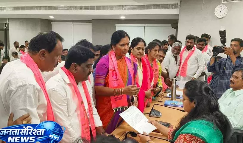 Padma Devender Reddy ने घानापुर सिंचाई के लिए सिंगूर परियोजना से पानी छोड़ने का आग्रह किया Padma Devender Reddy ने घानापुर सिंचाई के लिए सिंगूर परियोजना से पानी छोड़ने का आग्रह किया