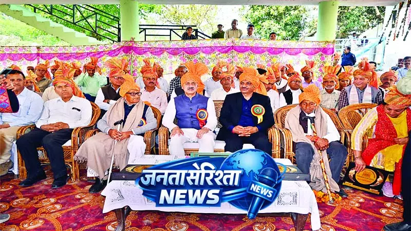 घुमारवीं में राज्य स्तरीय ग्रीष्मोत्सव-2026 का शुभारंभ घुमारवीं में राज्य स्तरीय ग्रीष्मोत्सव-2026 का शुभारंभ