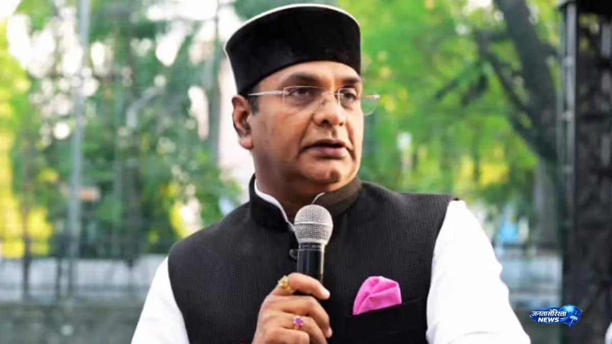 मंत्री Vishwas Sarang के सरकारी घर से चोरी, कीमती सामान गायब मंत्री Vishwas Sarang के सरकारी घर से चोरी, कीमती सामान गायब