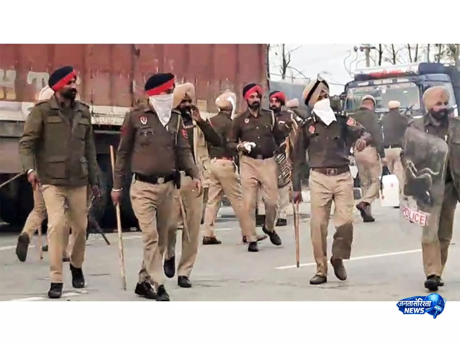 Punjab: अमृतसर में स्कूलों और सरकारी दफ़्तरों को धमकी भरे ईमेल भेजे गए Punjab: अमृतसर में स्कूलों और सरकारी दफ़्तरों को धमकी भरे ईमेल भेजे गए