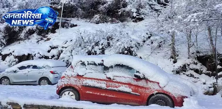 Manali-Leh: अंदरूनी सड़कें अभी भी बंद, यात्रा प्रभावित Manali-Leh: अंदरूनी सड़कें अभी भी बंद, यात्रा प्रभावित