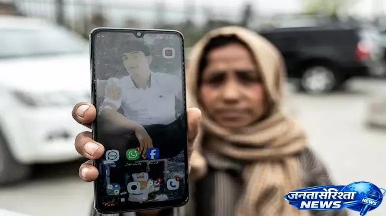 Afghanistan में पाकिस्तानी हमले में सैकड़ों लोगों की मौत, गुस्सा भड़का Afghanistan में पाकिस्तानी हमले में सैकड़ों लोगों की मौत, गुस्सा भड़का