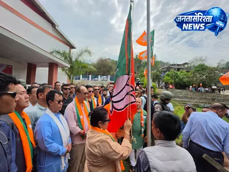 मणिपुर की सीमाओं की रक्षा में पीएम मोदी की अहम भूमिका: मुख्यमंत्री सिंह मणिपुर की सीमाओं की रक्षा में पीएम मोदी की अहम भूमिका: मुख्यमंत्री सिंह