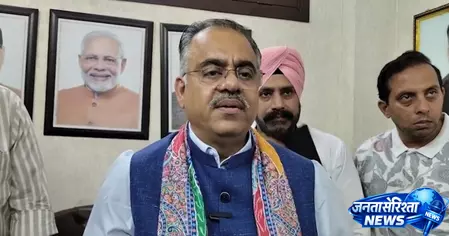 राजनीतिक दिग्गज बोले, महिला आरक्षण बिल एक स्वागत योग्य कदम राजनीतिक दिग्गज बोले, महिला आरक्षण बिल एक स्वागत योग्य कदम