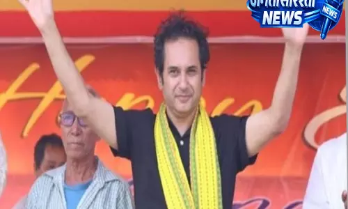 Tripura: प्रद्योत किशोर देबबर्मा ने पार्टी कार्यकर्ताओं से वोटरों को रिश्वत देने की रिपोर्ट करने और हिंसा से बचने का आग्रह Tripura: प्रद्योत किशोर देबबर्मा ने पार्टी कार्यकर्ताओं से वोटरों को रिश्वत देने की रिपोर्ट करने और हिंसा से बचने का आग्रह
