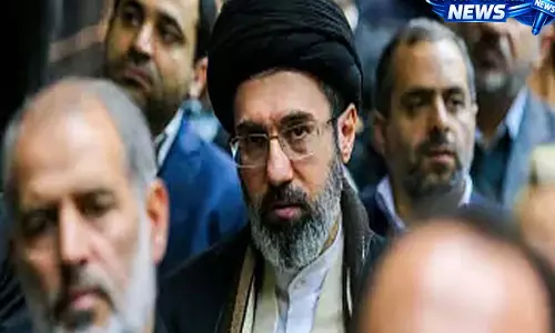 Irans के सुप्रीम लीडर मोजतबा खामेनेई बेहोश, हालत गंभीर, क़ोम में इलाज चल रहा Irans के सुप्रीम लीडर मोजतबा खामेनेई बेहोश, हालत गंभीर, क़ोम में इलाज चल रहा