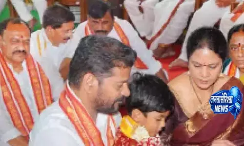 Telangana: मुख्यमंत्री रेवंत रेड्डी ने बड़े पैमाने पर विकास कार्य शुरू किया Telangana: मुख्यमंत्री रेवंत रेड्डी ने बड़े पैमाने पर विकास कार्य शुरू किया