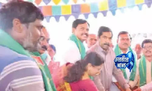 MLA नागराजू ने किसानों की मदद के लिए खरीद अभियान शुरू किया