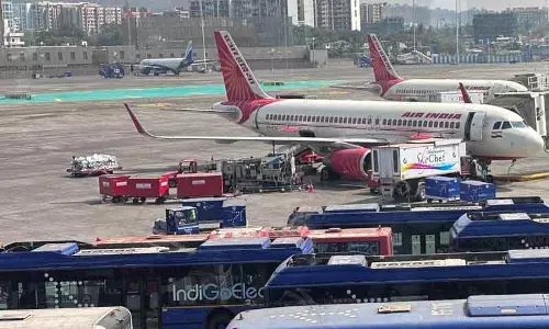 एयर इंडिया ने यूएई के लिए 32 उड़ानें बढ़ाई, IndiGo ने चुनींदा सेवाएं शुरू कीं