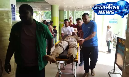 Raigarh में सड़क प्रोजेक्ट को लेकर पुलिस और गांववालों में झड़प; कई अधिकारी घायल