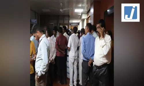लोकायुक्त की बड़ी कार्रवाई, 4 जिलों में एक साथ छापेमारी