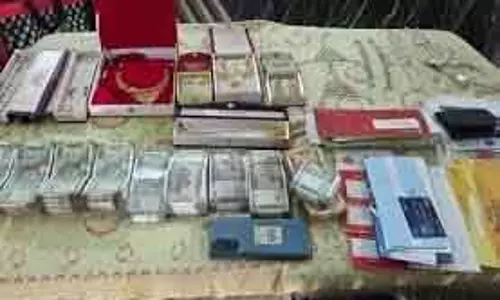 Odisha में मवेशी माफिया पर छापा, 50 लाख रुपये और गहने बरामद