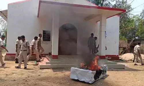 Odisha: नेत्रहीन नाबालिग से रेप के बाद गुस्साई भीड़ ने चर्च पर हमला किया