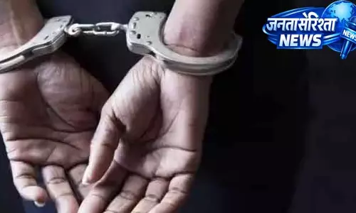 प्रवासी बच्ची से अमानवीय व्यवहार, पूर्व सैनिक को पुलिस ने किया डिटेन