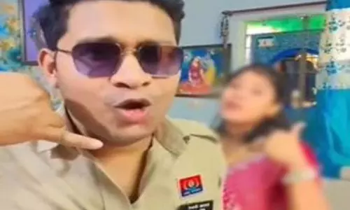 वर्दी में पुलिस जवान ने पत्नी संग बनाई रील्स, लाइन अटैच की कार्रवाई