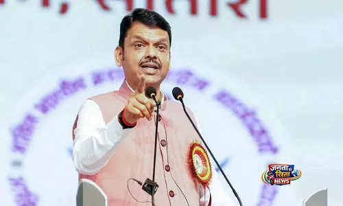 महाराष्ट्र कैबिनेट ने इलेक्ट्रॉनिक्स, IT और AI के लिए एक नए स्वतंत्र विभाग को दी मंज़ूरी महाराष्ट्र कैबिनेट ने इलेक्ट्रॉनिक्स, IT और AI के लिए एक नए स्वतंत्र विभाग को दी मंज़ूरी