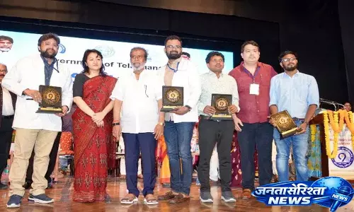 भद्राचलम में World Health Day पर डॉ. मुदिगोंडा रामकृष्ण को सम्मानित किया गया भद्राचलम में World Health Day पर डॉ. मुदिगोंडा रामकृष्ण को सम्मानित किया गया