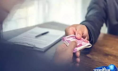 3.5 लाख रुपये की रिश्वत के आरोप में Zilla Parishad अधिकारी समेत दो लोग गिरफ्तार 3.5 लाख रुपये की रिश्वत के आरोप में Zilla Parishad अधिकारी समेत दो लोग गिरफ्तार