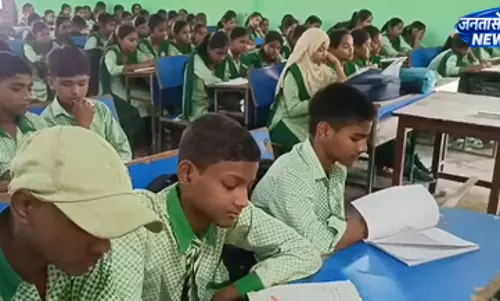 शिक्षा की नई तस्वीर, पीएमश्री योजना से स्कूलों में छात्रों को मिल रहीं आधुनिक सुविधाएं