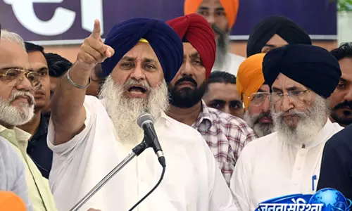 बारिश से फसलों को हुए नुकसान के लिए किसानों की मदद करेगा अकाली दल बारिश से फसलों को हुए नुकसान के लिए किसानों की मदद करेगा अकाली दल