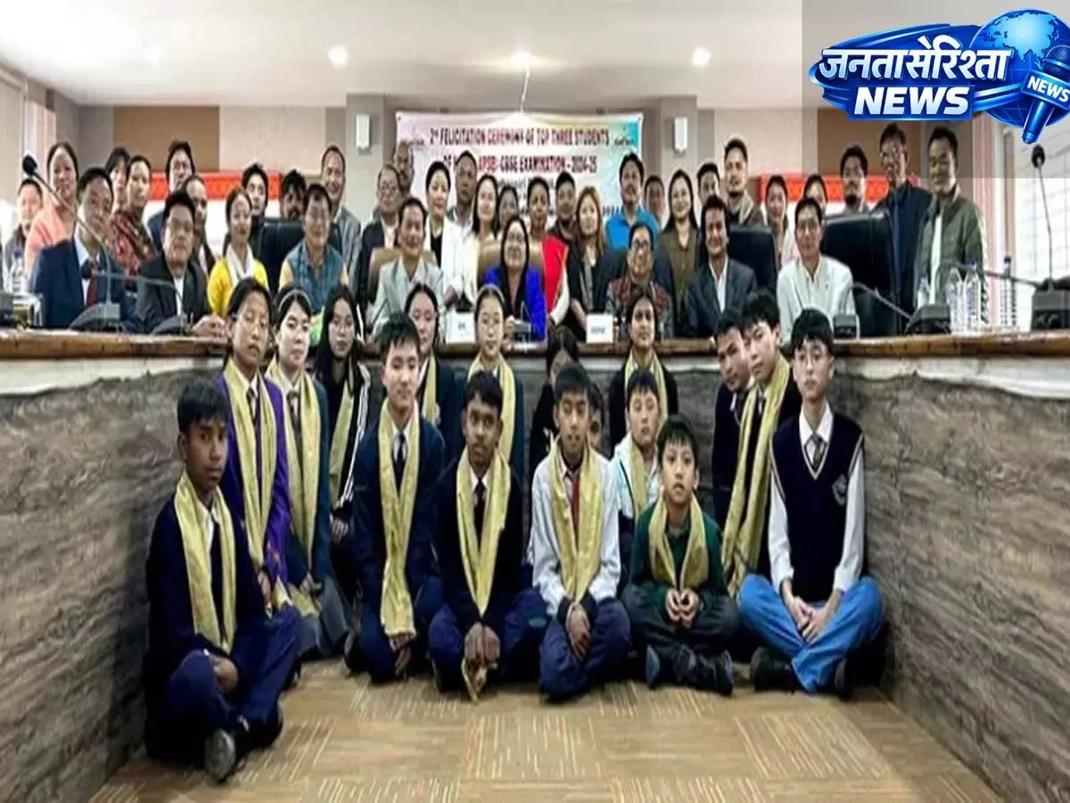 ZIRO: मेधावी छात्रों को सम्मानित किया गया ZIRO: मेधावी छात्रों को सम्मानित किया गया