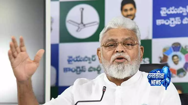 Andhra: पूर्व मंत्री अंबाती रामबाबू आंध्र हाई कोर्ट पहुंचे Andhra: पूर्व मंत्री अंबाती रामबाबू आंध्र हाई कोर्ट पहुंचे