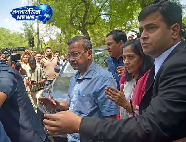 Delhi एक्साइज पॉलिसी केस: केजरीवाल बने हाईकोर्ट के वकील Delhi एक्साइज पॉलिसी केस: केजरीवाल बने हाईकोर्ट के वकील