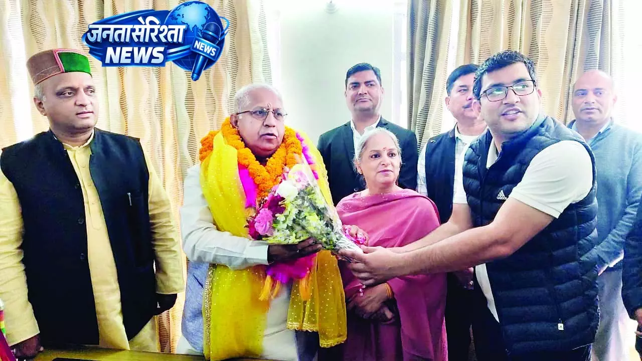 हिमकोफेड चेयरमैन विक्रम शर्मा ने संभाला पद हिमकोफेड चेयरमैन विक्रम शर्मा ने संभाला पद