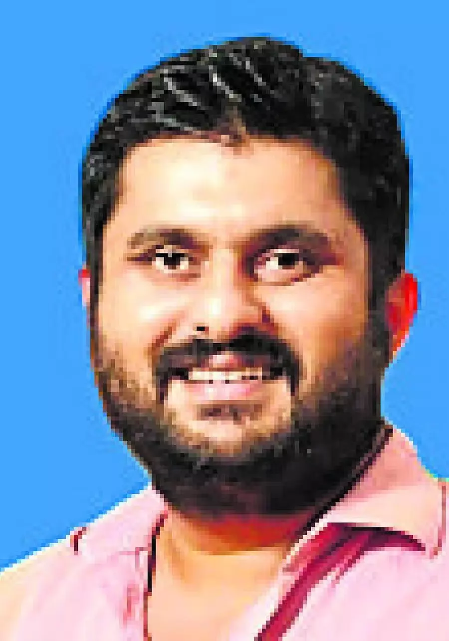 चुनाव न कराना जनविरोधी कदम है: Ashwal Gowda चुनाव न कराना जनविरोधी कदम है: Ashwal Gowda
