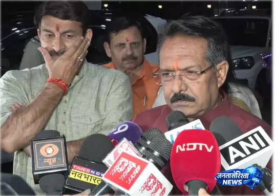 BJP ने मल्लिकार्जुन खरगे के बयान पर पुलिस से शिकायत दर्ज कराई BJP ने मल्लिकार्जुन खरगे के बयान पर पुलिस से शिकायत दर्ज कराई