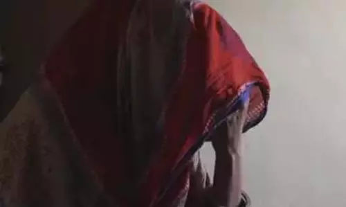 निर्माणाधीन मकान में गैंगरेप, आंधी-तूफान से बचने रुकी हुई थी किशोरी निर्माणाधीन मकान में गैंगरेप, आंधी-तूफान से बचने रुकी हुई थी किशोरी