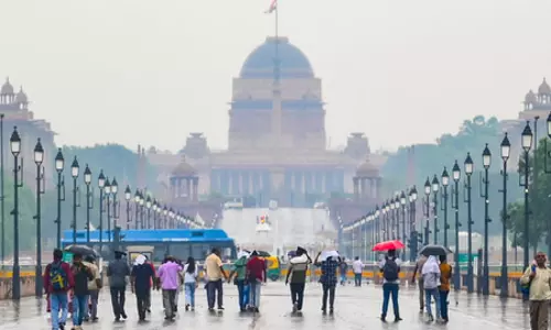 NCR में वर्षों बाद ‘ग्रीन जोन’ में पहुंचा एक्यूआई, बारिश और तेज हवाओं से मौसम सुहावना, येलो अलर्ट जारी NCR में वर्षों बाद ‘ग्रीन जोन’ में पहुंचा एक्यूआई, बारिश और तेज हवाओं से मौसम सुहावना, येलो अलर्ट जारी