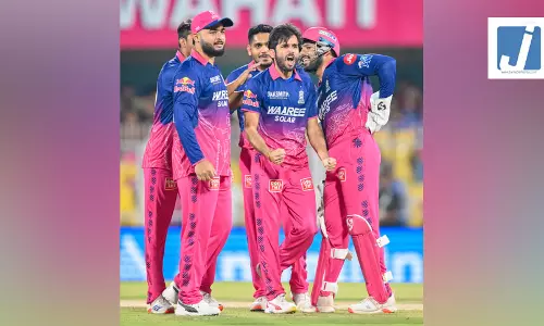 IPL 2026: राजस्थान रॉयल्स का दबदबा, अंकतालिका, ऑरेंज कैप और पर्पल कैप हर जगह गुलाबी जर्सी