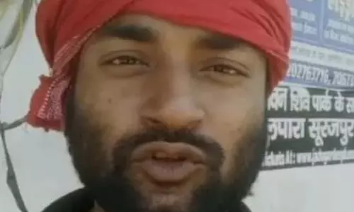 पति को छोड़कर पत्नी फरार, मुस्लिम युवक पर भगाने का आरोप